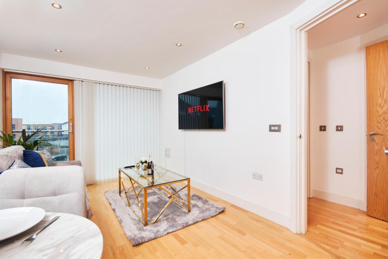 Ferienwohnung Deluxe City Centre Apt Balcony View& Free Parking! Leeds  Exterior foto