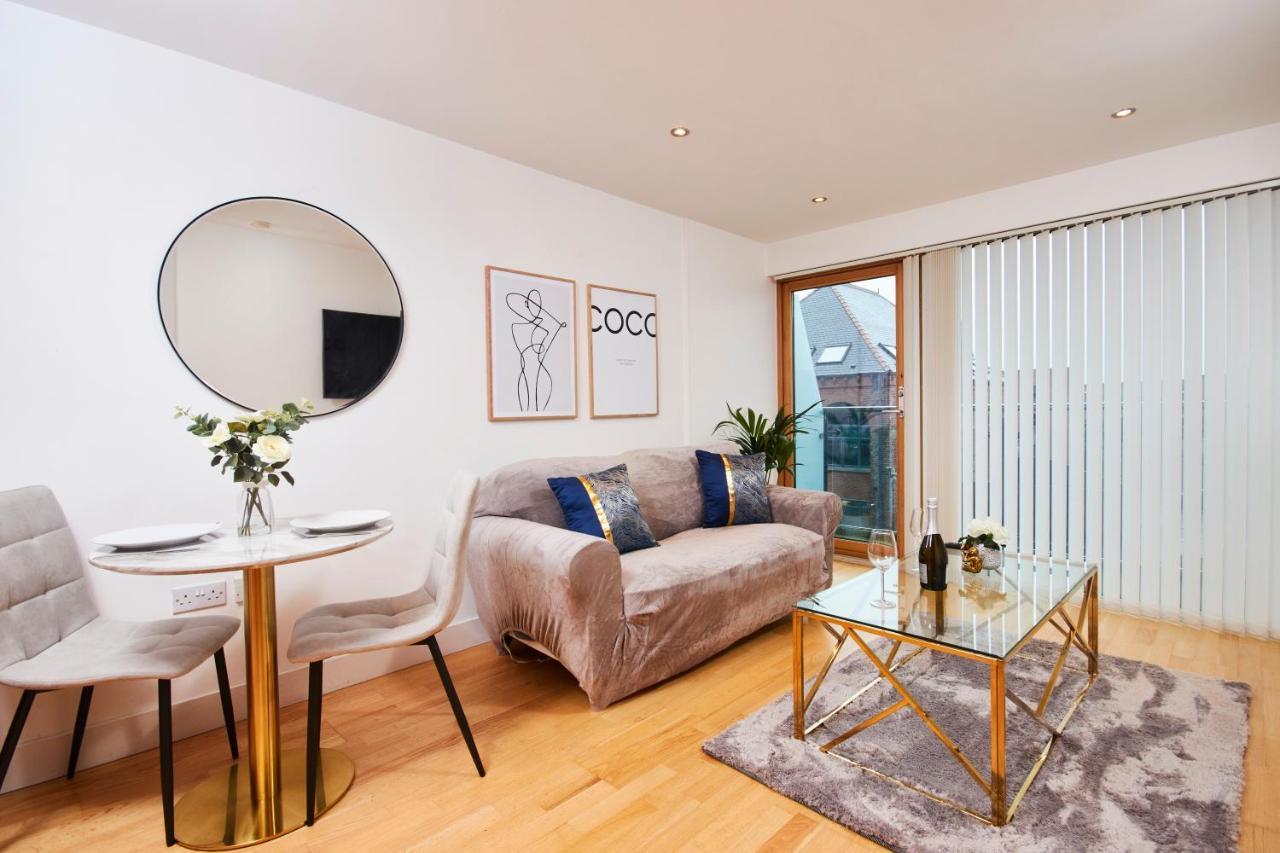 Ferienwohnung Deluxe City Centre Apt Balcony View& Free Parking! Leeds  Exterior foto