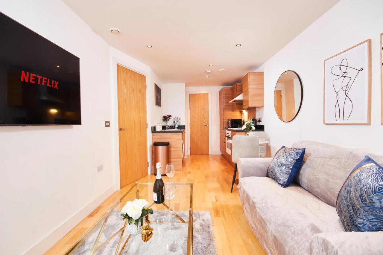Ferienwohnung Deluxe City Centre Apt Balcony View& Free Parking! Leeds  Exterior foto